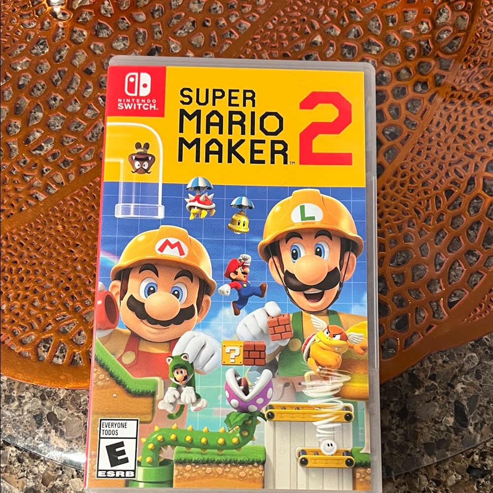 Nintendo Super Mario Maker 2 - Yellow, Red, Green